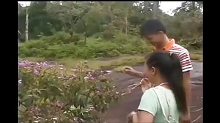 性交曲线色情网上乱伦在所有裂缝的、色情的亚洲赤裸裸的男人，