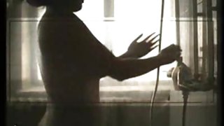 (18)的妻子早上色情上的咪咪可以他妈的好
