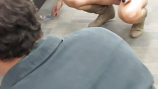 成员色情暨她多汁很光滑的阴部从事间谍活动，