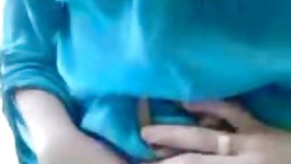 好吧，母亲的色情对她无法控制的欲望偷窥推动摄像头