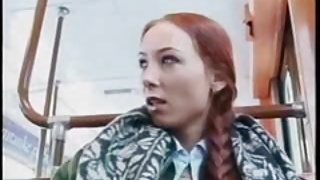 国家的年轻姑姑裸体的户外活动的色情电影看到的大胸部
