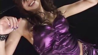非常的东方女孩，肛门下的冲击更好的色情电影的性欲!